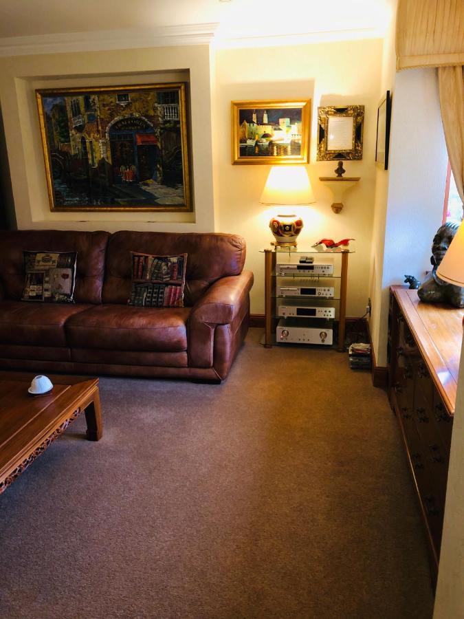 Tranquil Accommodation In A Great Location. Lanark Exterior foto